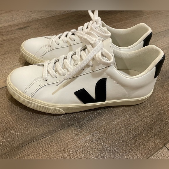 Veja Esplar Sneakers - Picture 4 of 10